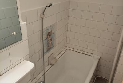 Garsonieră decomandată, mobilată în Central - 8