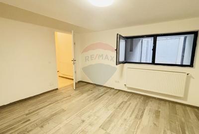 Apartament cu 2 camere semidecomandat, mobilat în Bucureștii Noi - 11