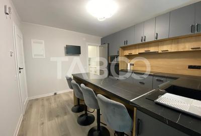 Casa tip duplex complet utilata singur in curte cu loc de parcare - 3