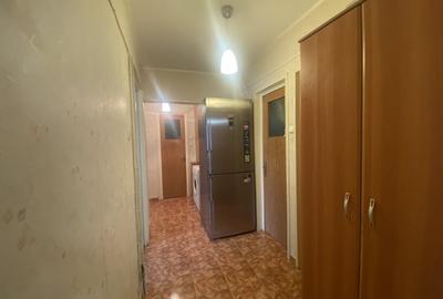Apartament cu 3 camere decomandat, mobilat în Titan - 18