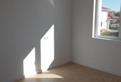 Casă cu 4 camere cu Teren 515 Mp în Central - 14