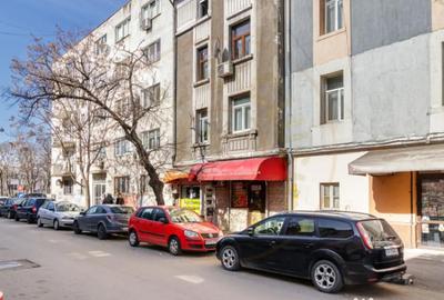 Spațiu comercial, de 24 mp, în Eroii Revoluției - 4