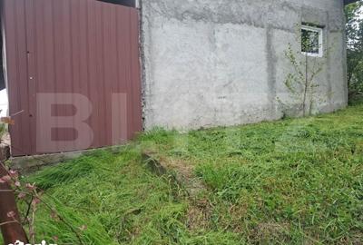 Casă cu 5 camere cu Teren 2300 Mp în Gura Șuții