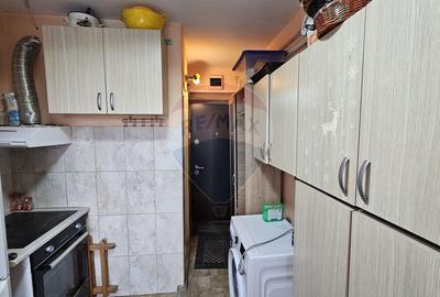 Garsoniera cu 1 camere in zona Burdujeni, Suceava - 16