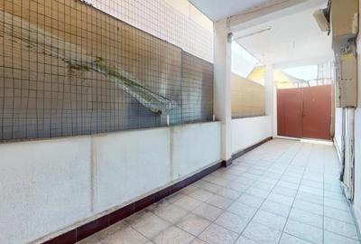 Spațiu comercial, de 81 mp, în Central - 7