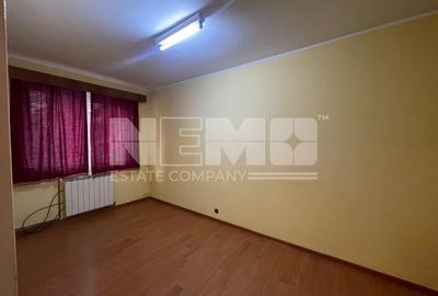 Apartament cu 3 camere semidecomandat în Central - 3