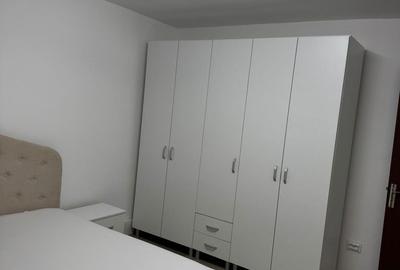 Apartament cu 2 camere decomandat în Carpați 2 - 3