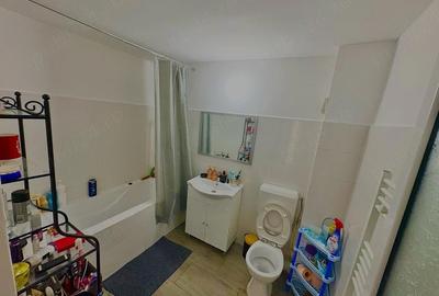 Apartament cu 3 camere semidecomandat în Central - 3