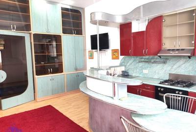 Apartament cu 3 camere decomandat în Ultracentral
