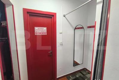 Apartament cu 3 camere semidecomandat în Hărmanului - 1