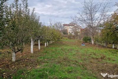 Teren de 2000 mp, în Central - 2