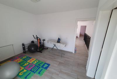 Agenția 360Imobiliare vă propune spre închiriere o casă situată într-o zonă foar - 14