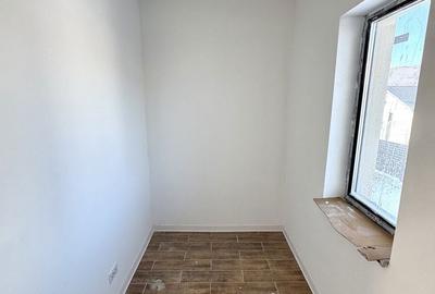 Casă cu 4 camere cu Teren 550 Mp în Aroneanu - 2