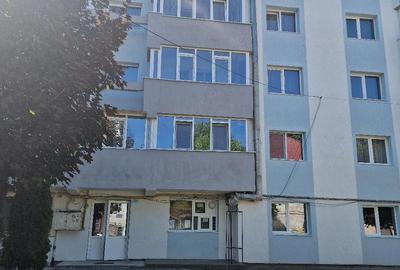 Apartament cu 2 camere decomandat în Central - 4