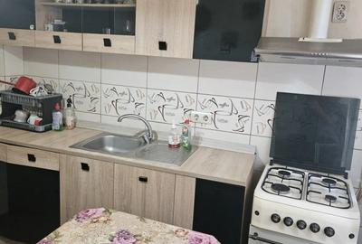 Garsonieră decomandată, mobilată în Astra - 4