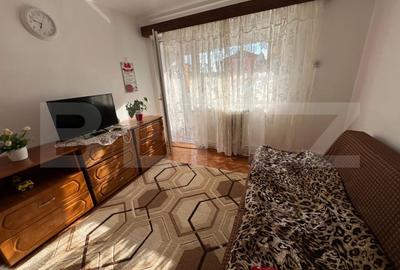 Apartament spatios cu 3 camere decomandate