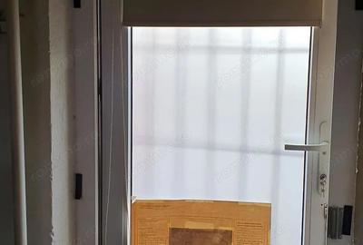 Vand spatiu comercial in Deva, zona 1 Decembrie (Ultracentral), suprafata utila 49,18 mp, vitrina - 1