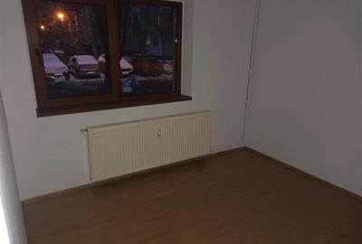 Apartament cu 2 camere decomandat în Eroii Revoluției - 2