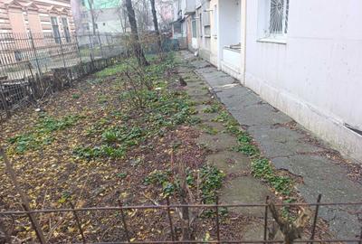 Apartament cu 3 camere semidecomandat în Central - 3