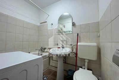 Garsonieră semidecomandată în Pârneava