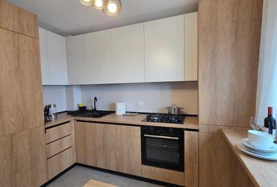 Apartament cu 2 camere decomandat în Titan - 2