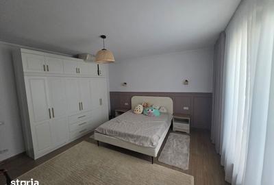 Casă cu 3 camere decomandat cu Teren 497 Mp în Central - 2