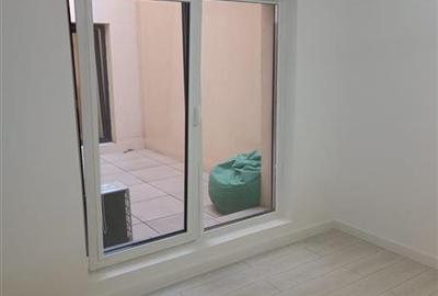 Apartament cu 3 camere semidecomandat în Parcul Carol - 3