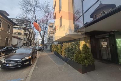 Apartament cu 3 camere decomandat, mobilat în Dacia - 16