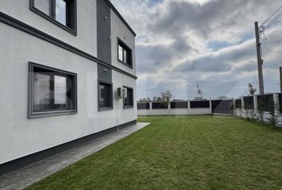 Casa P+E mobilata utilata, 180 MP utili, 600 mp utili, Magnolia - 3