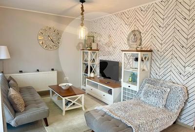 Apartament cu 2 camere decomandat, mobilat în Tractorul