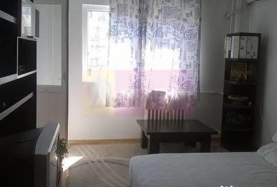 Garsonieră decomandată, mobilată în Iancului