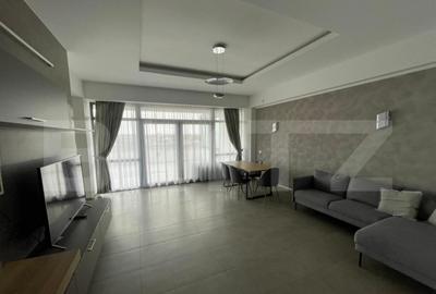 Penthouse cu 4 camere 120 mp si terasa 55 mp, zona centrala