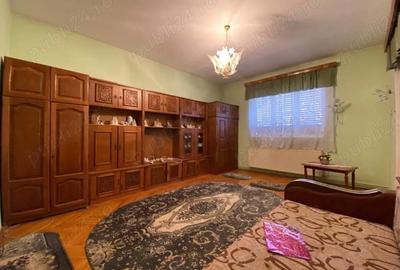 Casă cu 5 camere în Tărlungeni - 1