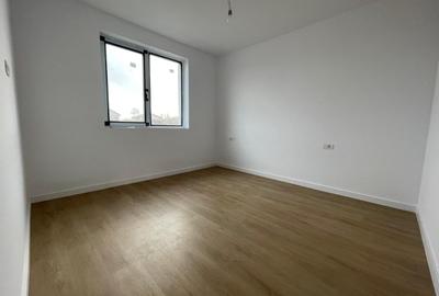 Casă cu 4 camere cu Teren 400 Mp în Domnești - 15