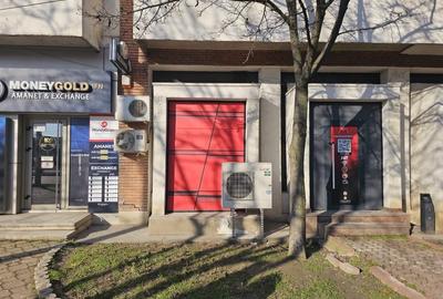 Spațiu comercial, de 300 mp, în Central - 8