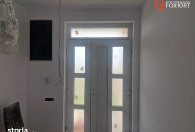 Casă cu 5 camere cu Teren 617 Mp în Moșnița Nouă