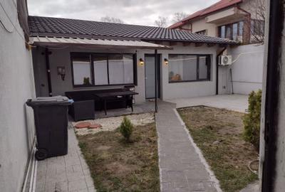 Casă cu 2 camere în Central - 1