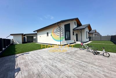 Casă individuală cu 4 camere cu Canalizare în Frumușani - 9