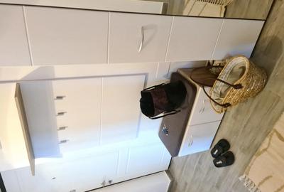 Inchiriez apartament 2 camere - 4