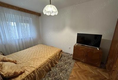 Apartament cu 3 camere semidecomandat în Central - 11