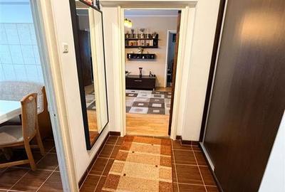 Apartament cu 3 camere decomandat în Obor - 2
