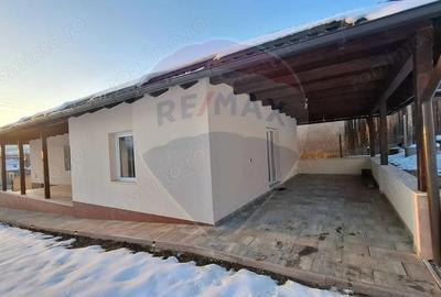 Casă cu Teren 800 Mp în Gălățeni - 19