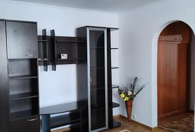 Apartament 2 camere de inchiriat Roman, str. Anton Pann, zona lini?tita 250 - 7