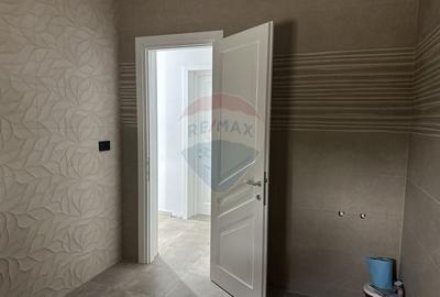 Casă individuală cu 5 camere cu Garaj în Rediu - 11