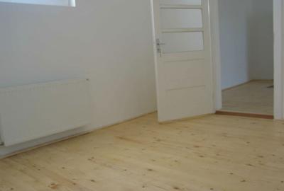 Spațiu comercial, de 63 mp, în Central - 1