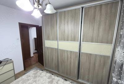 Apartament cu 3 camere decomandat în Casa de Cultură - 9