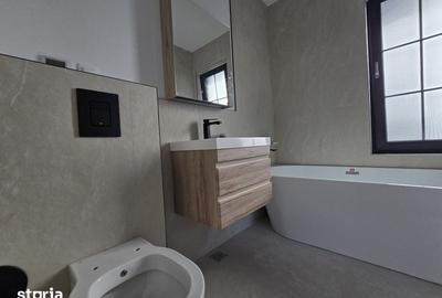 Casă cu 4 camere cu Teren 580 Mp în Balotești - 10