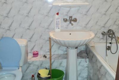 Tei, Maica Domnului, OMV, semistradal, bloc mixt, 1988 - 11