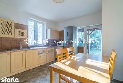Apartament cu 4 camere, mobilat în Central - 13