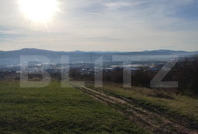 Teren de 2000 mp, în Central - 3